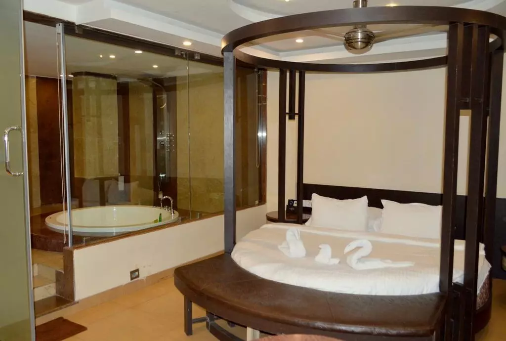 HOTEl grandeur de sanchi GOA_shabavizparvaz_23.jpg